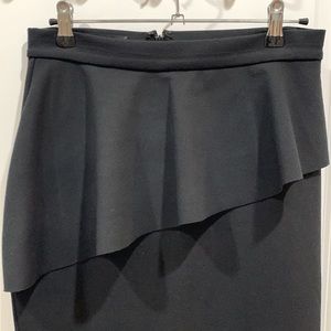 Midi skirt. Size M